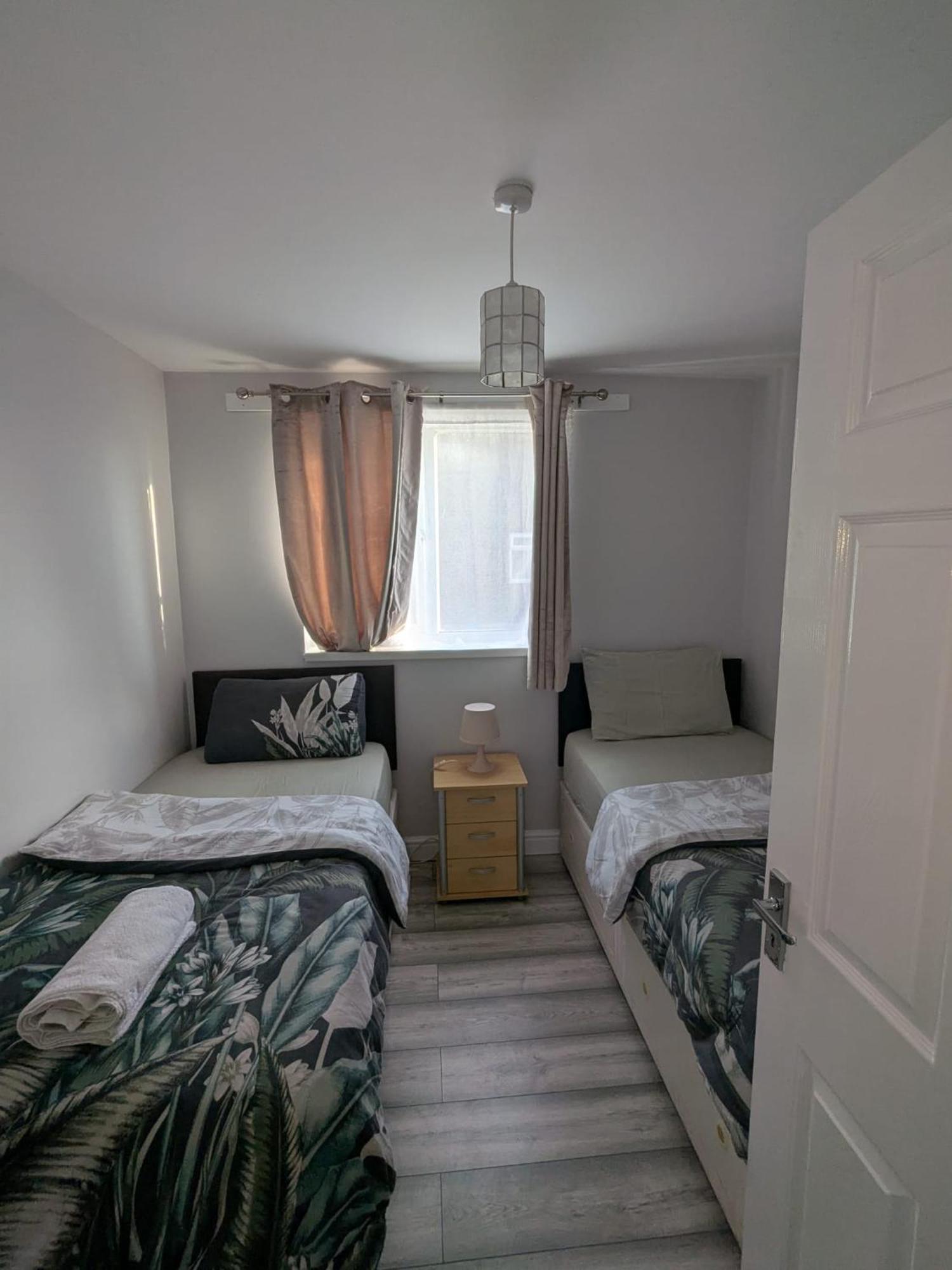 A&A Apartment Basildon Nevendon 외부 사진