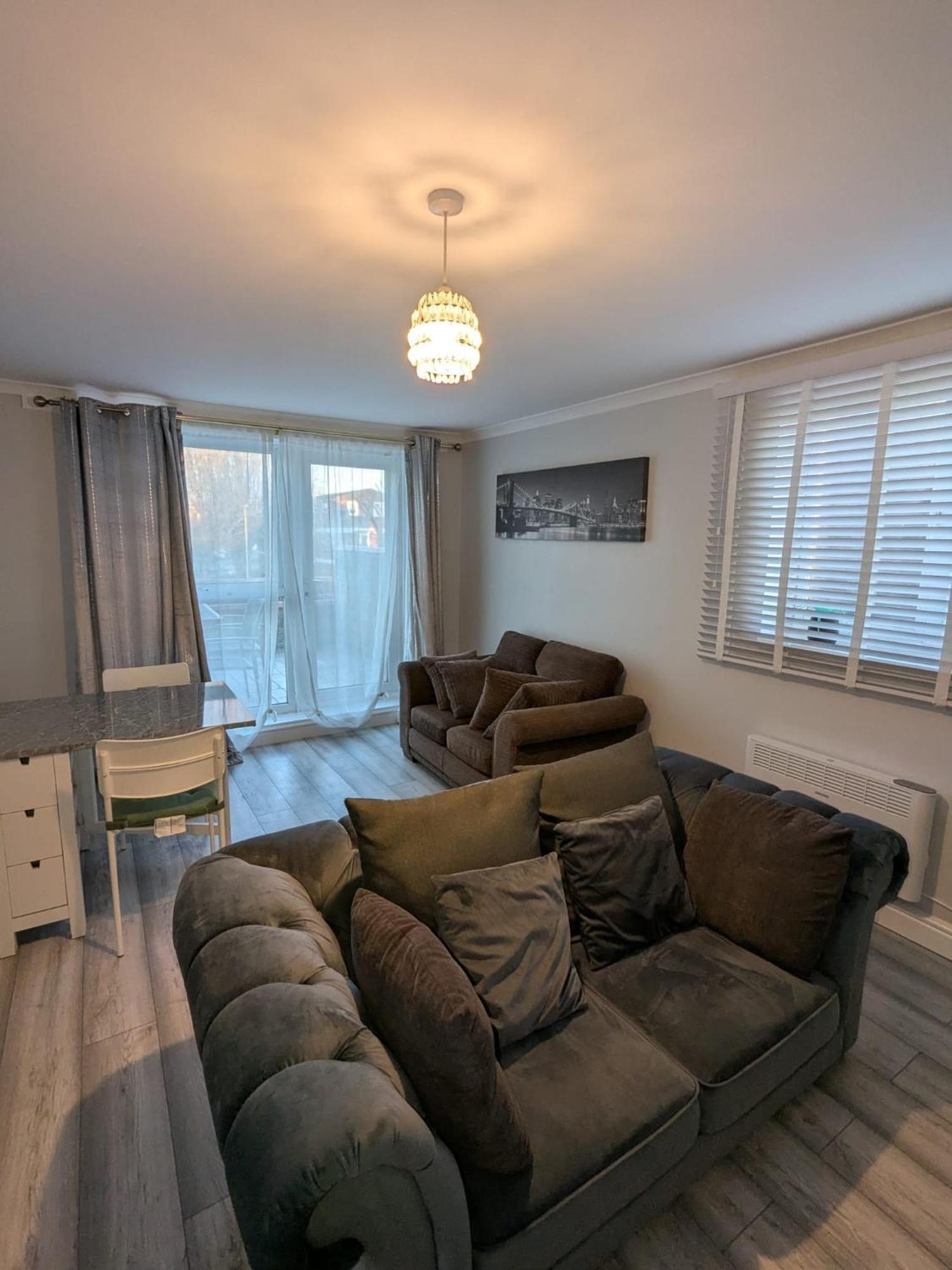 A&A Apartment Basildon Nevendon 외부 사진